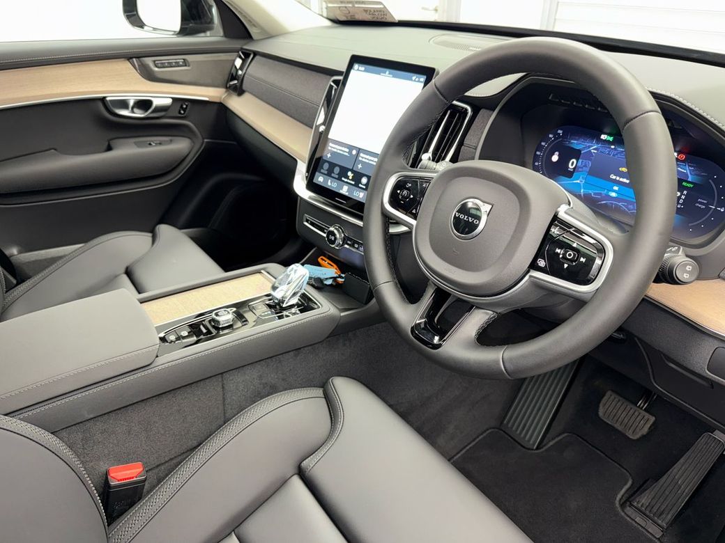2025 Volvo XC90