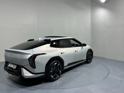 2025 Kia EV4