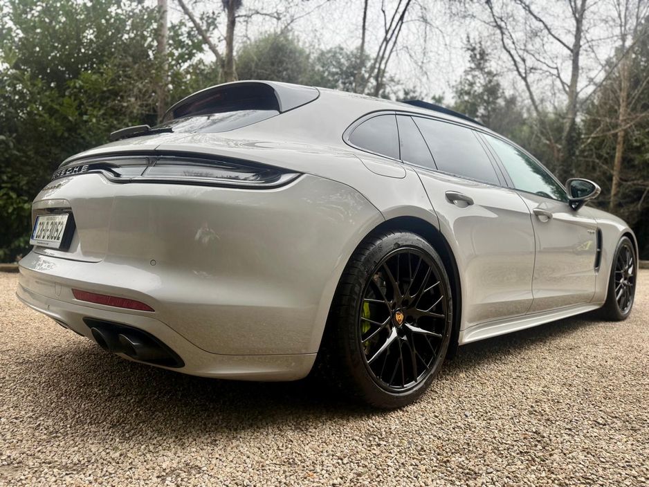 2023 Porsche Panamera