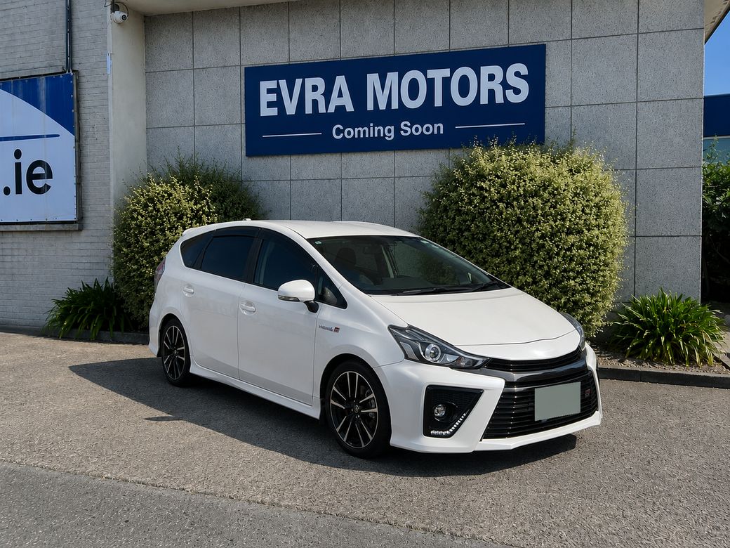 2019 Toyota Prius Alpha