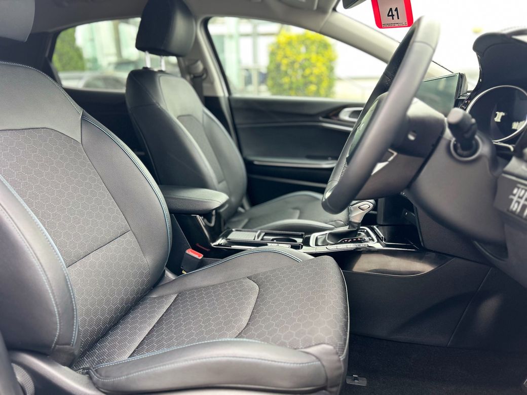 2025 Kia XCeed