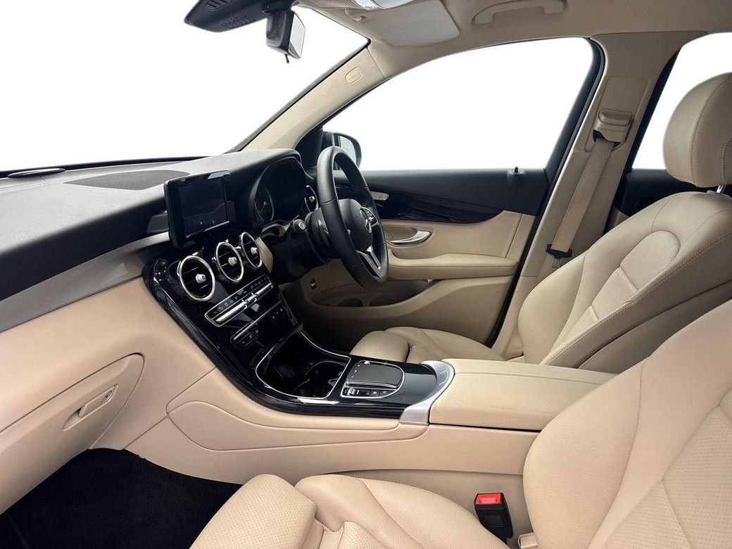 2022 Mercedes-Benz GLC Class