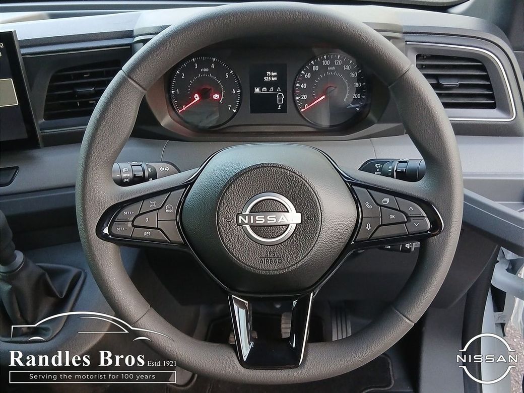 2025 Nissan Interstar