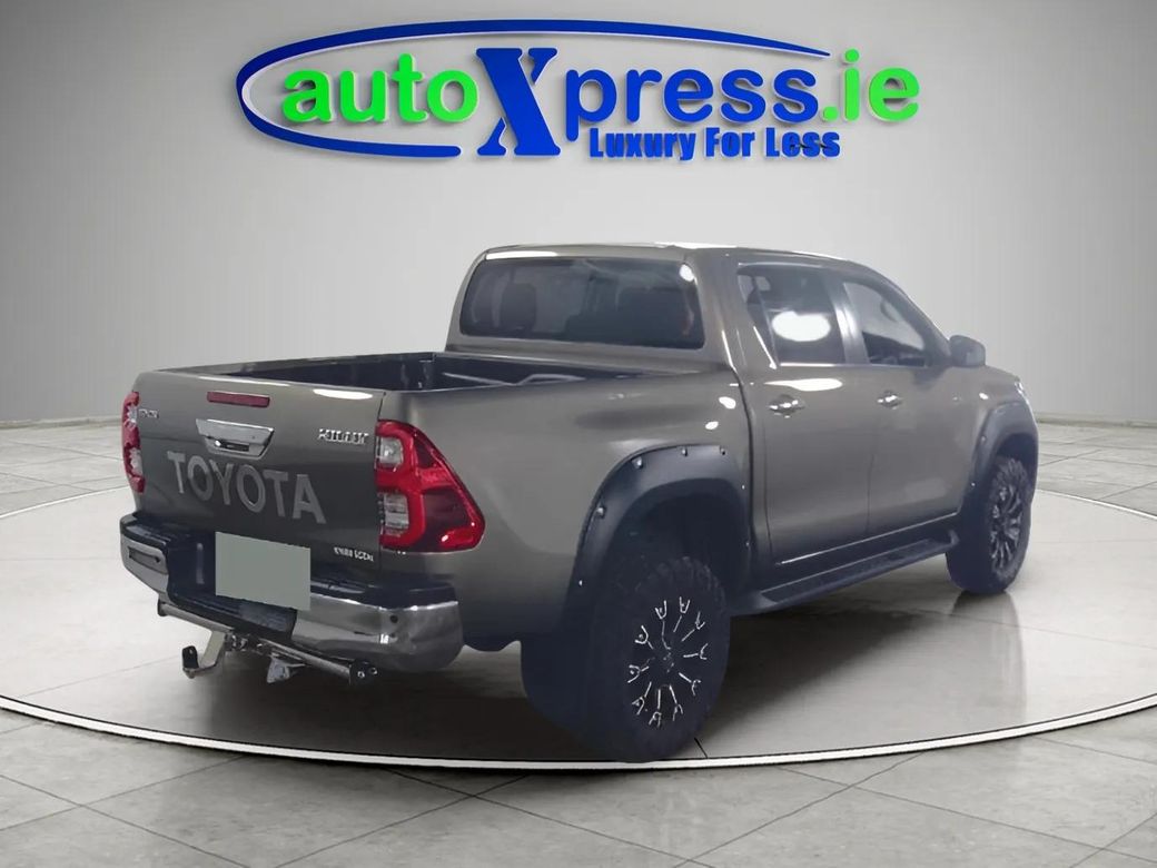 2023 Toyota Hilux