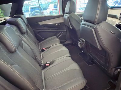 2024 Peugeot 5008