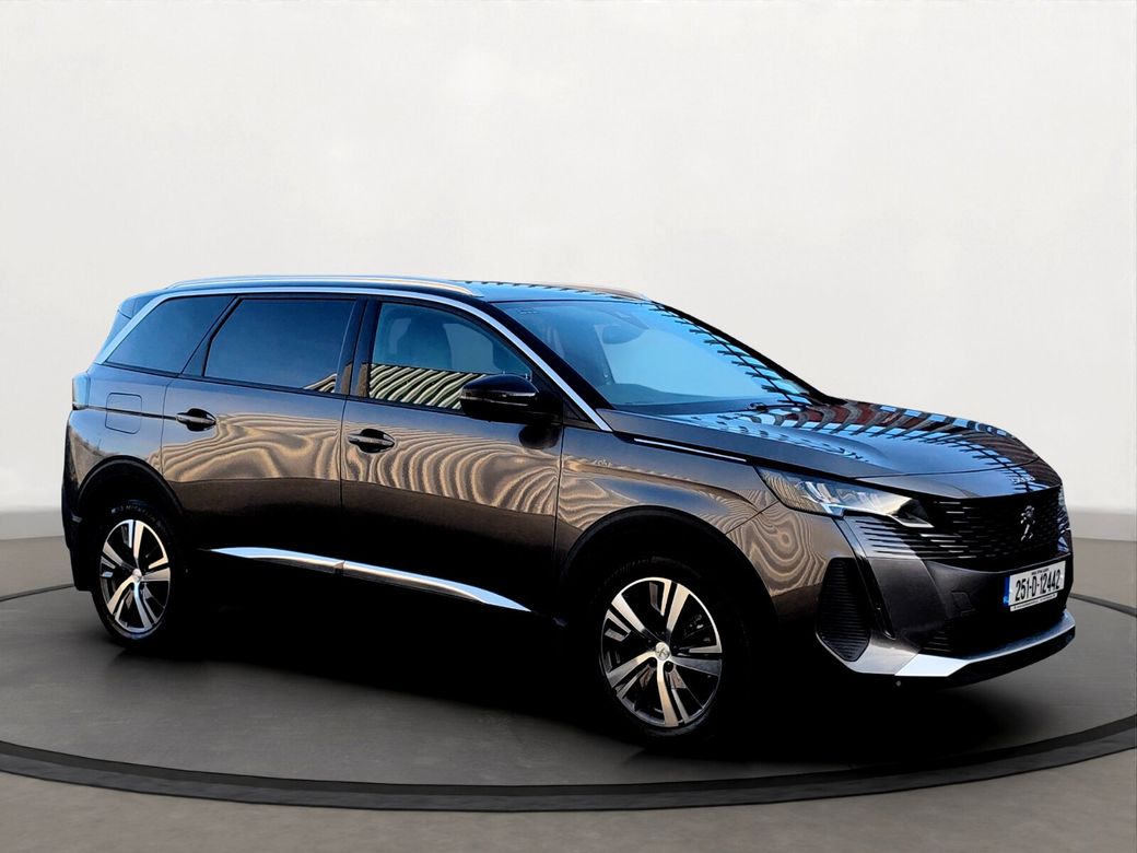 2025 Peugeot 5008