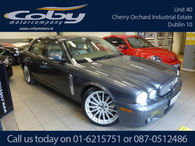 2006 Jaguar XJR
