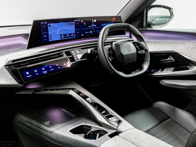 2025 Peugeot 5008