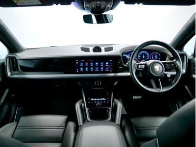 2025 Porsche Cayenne