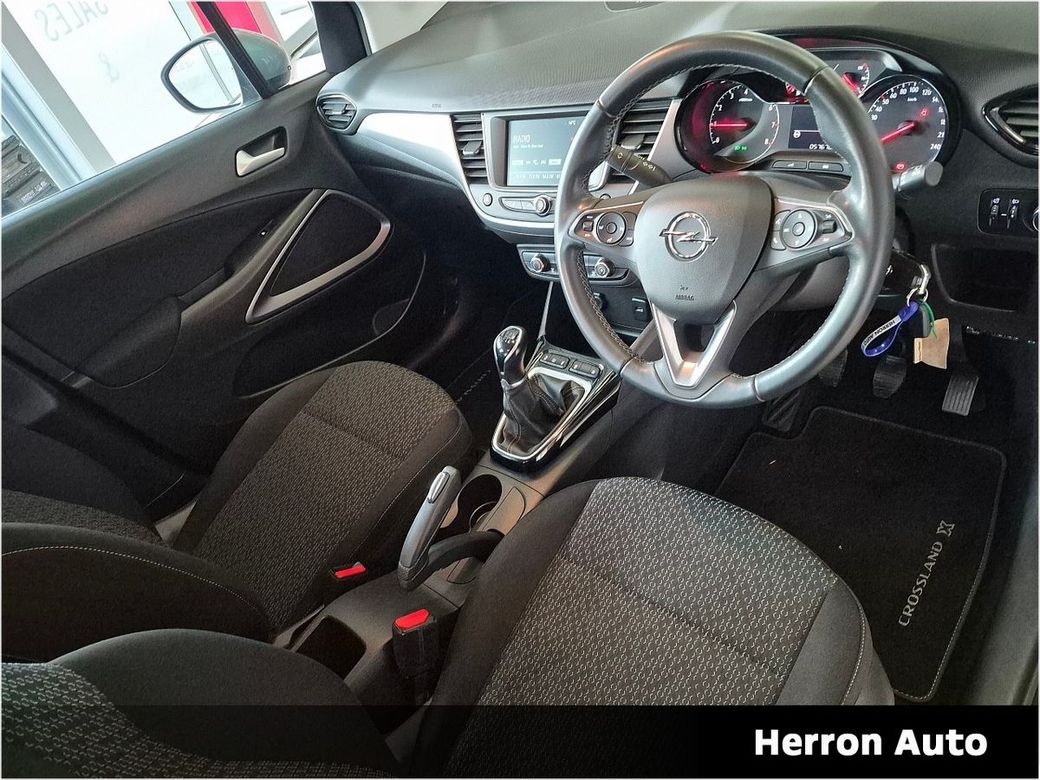 2021 Opel Crossland X