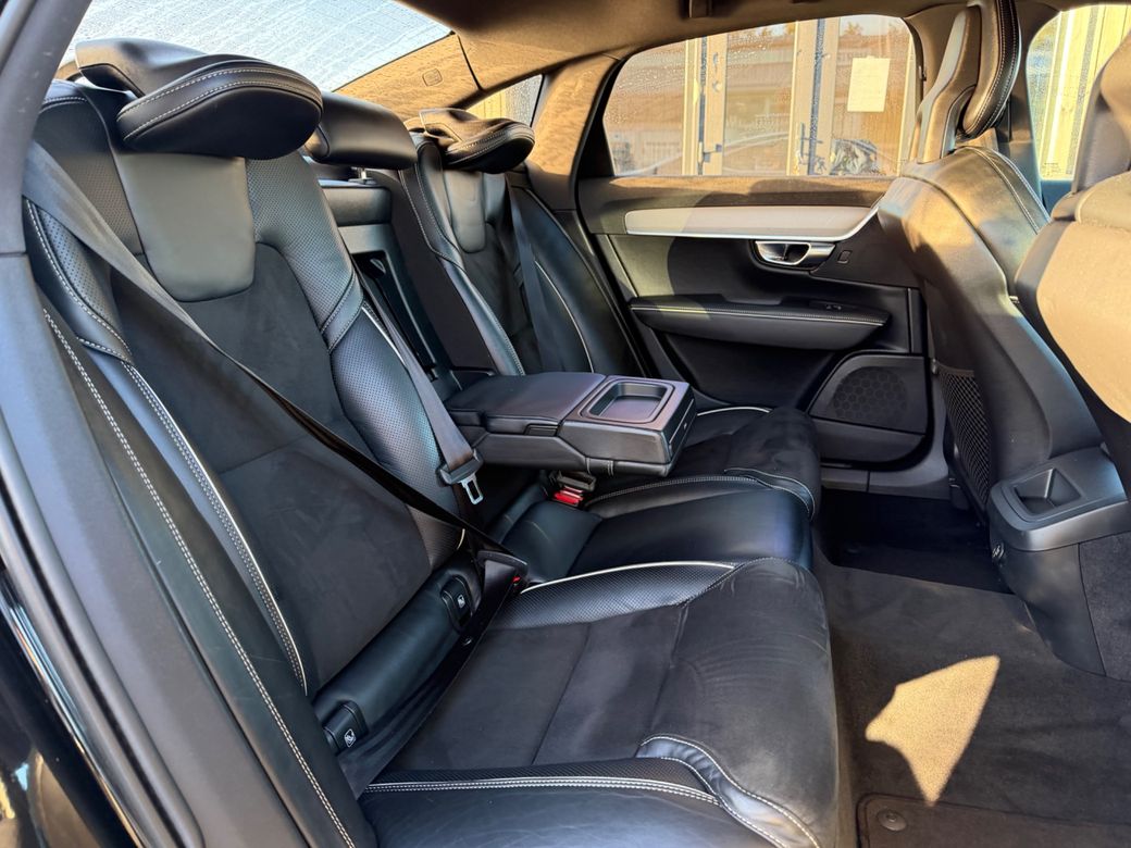 2018 Volvo S90