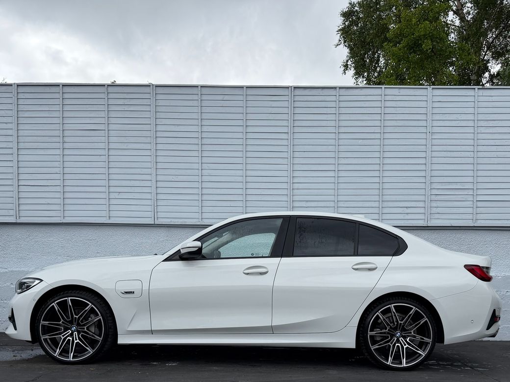 2021 BMW 3 Series