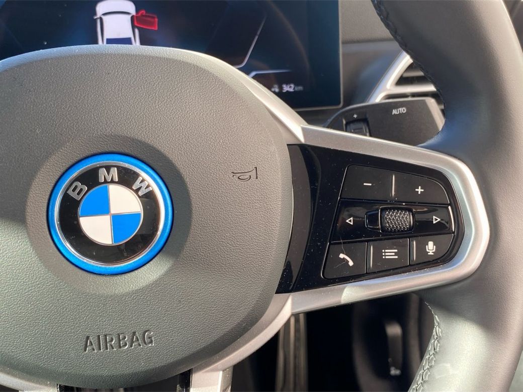2025 BMW i4