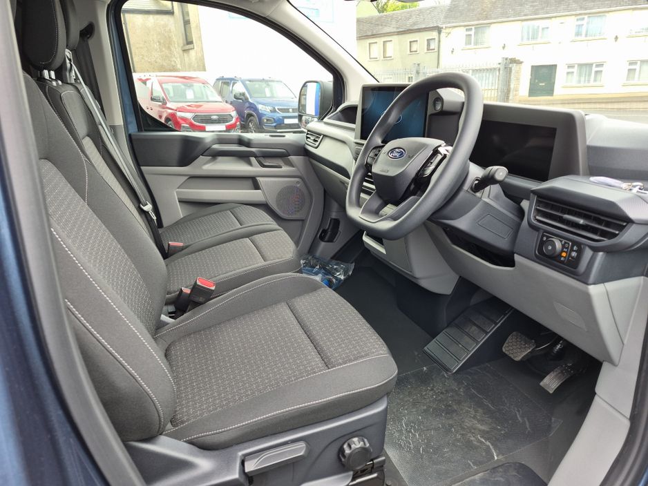 2026 Ford Tourneo Custom
