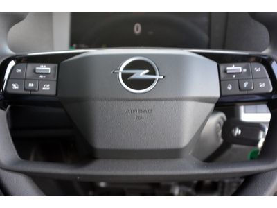 2025 Opel Vivaro