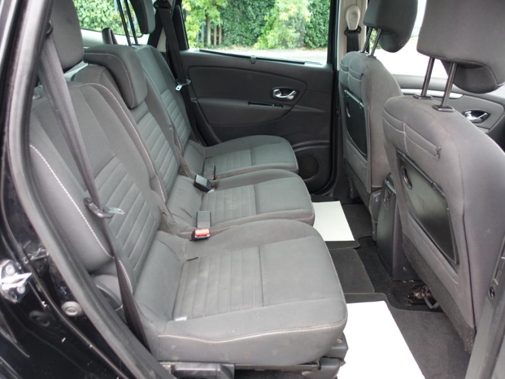 2016 Renault Grand Scenic