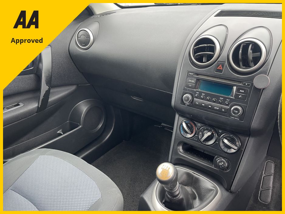 2014 Nissan Qashqai +2