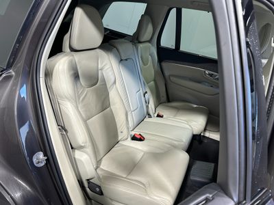 2023 Volvo XC90
