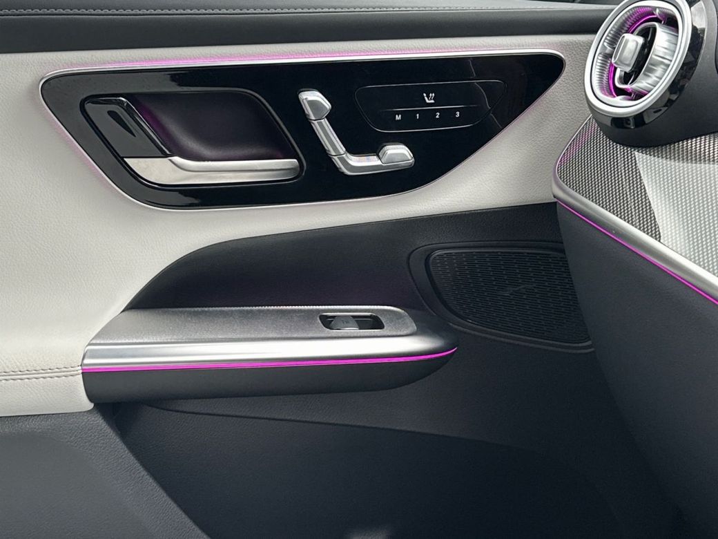 2025 Mercedes-Benz GLC Class