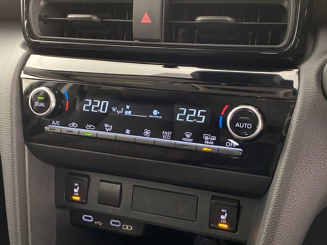 2025 Toyota Yaris Cross