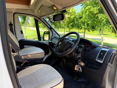 2015 ELDDIS PRESTIGE 135 LOW PROFILE R.H.D