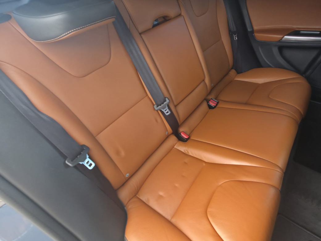2018 Volvo V60