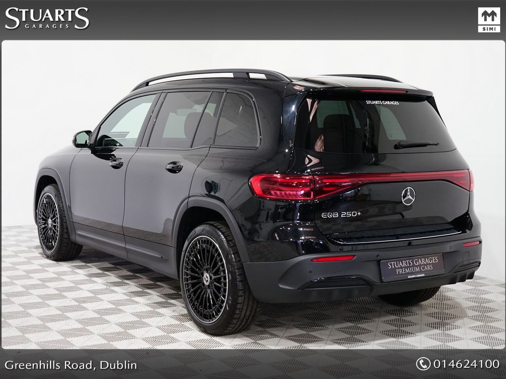 2025 Mercedes-Benz EQB