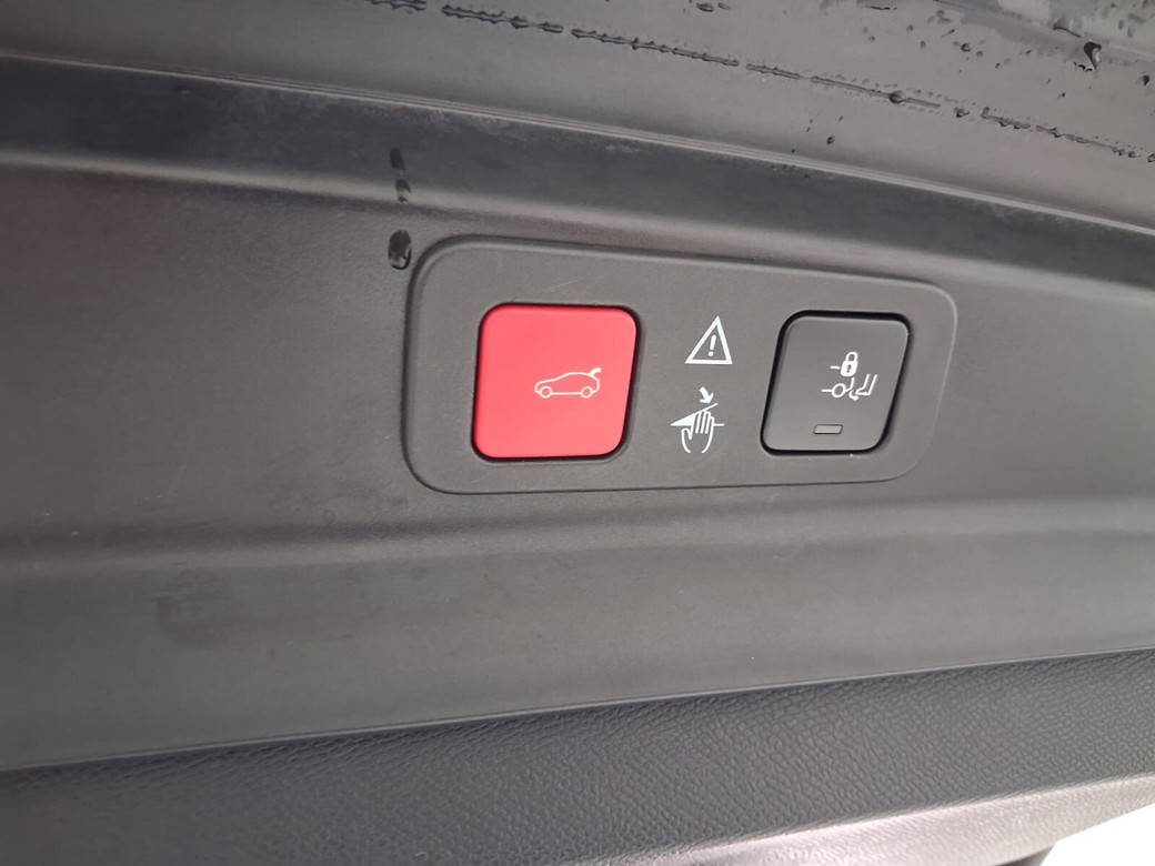 2021 Peugeot 5008