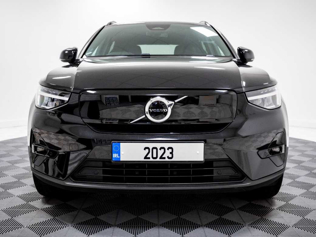2023 Volvo XC40