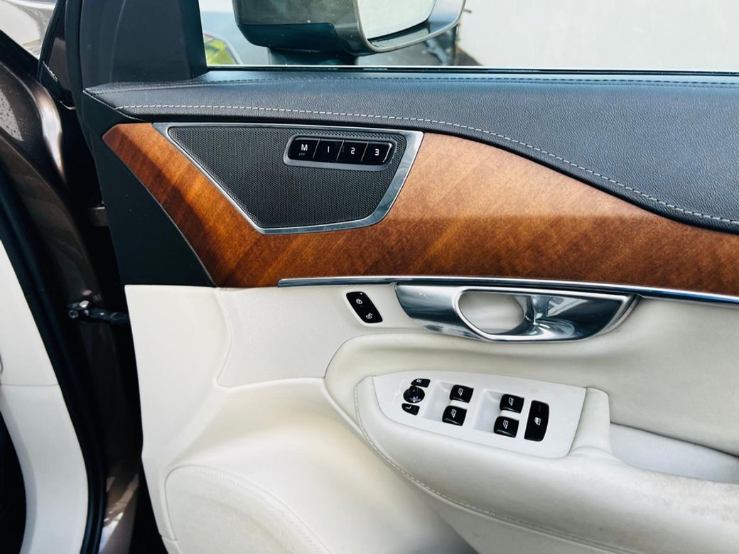 2017 Volvo XC90