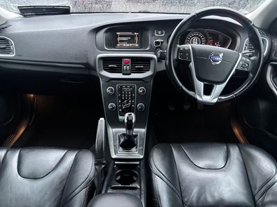 2015 Volvo V40