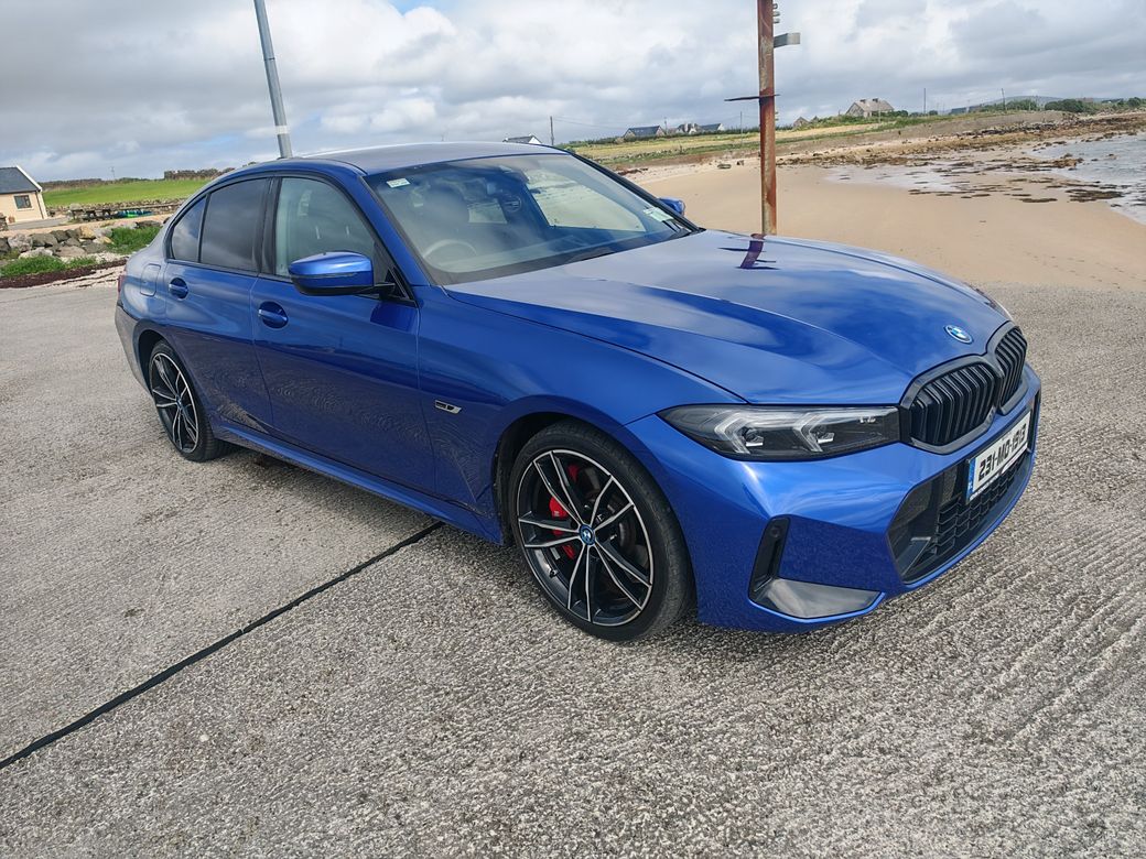 2023 BMW 330