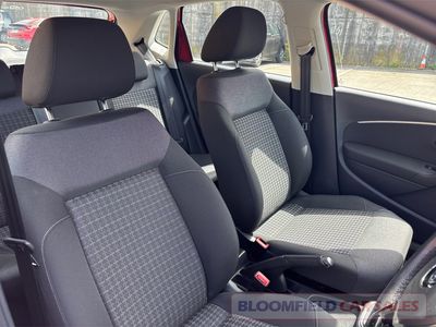 2015 Volkswagen Polo