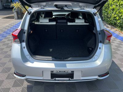 2017 Toyota Auris