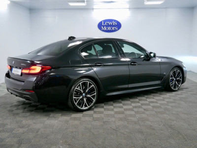2021 BMW 5 Series
