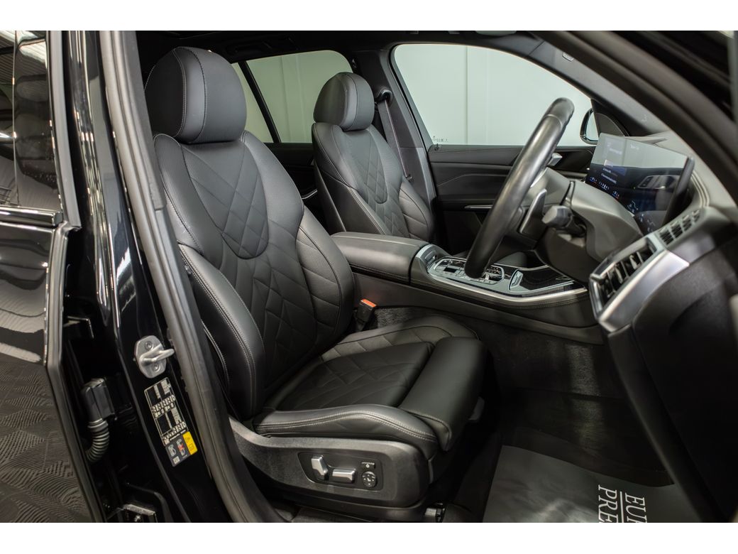 2025 BMW X5
