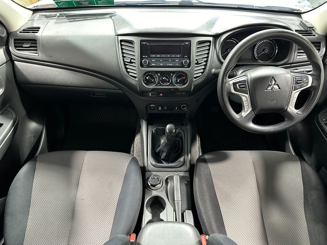2020 Mitsubishi L200