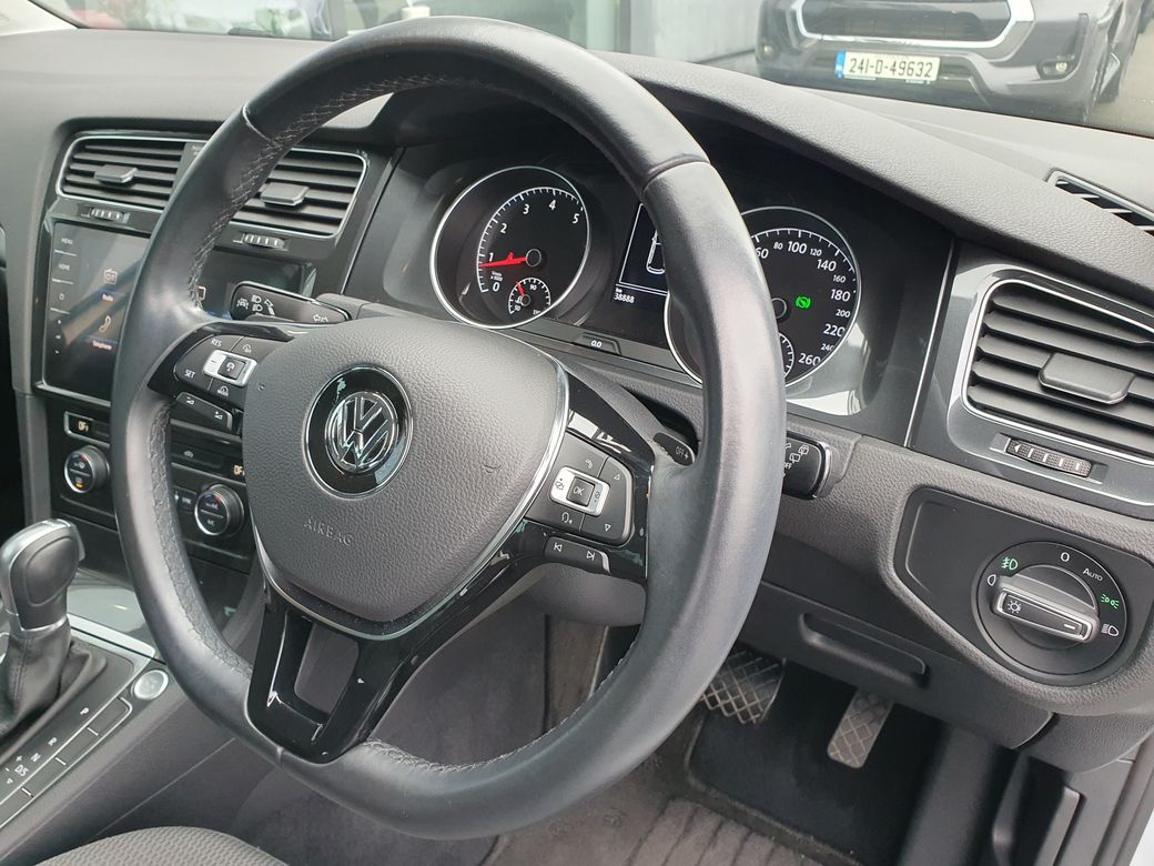 2017 Volkswagen Golf