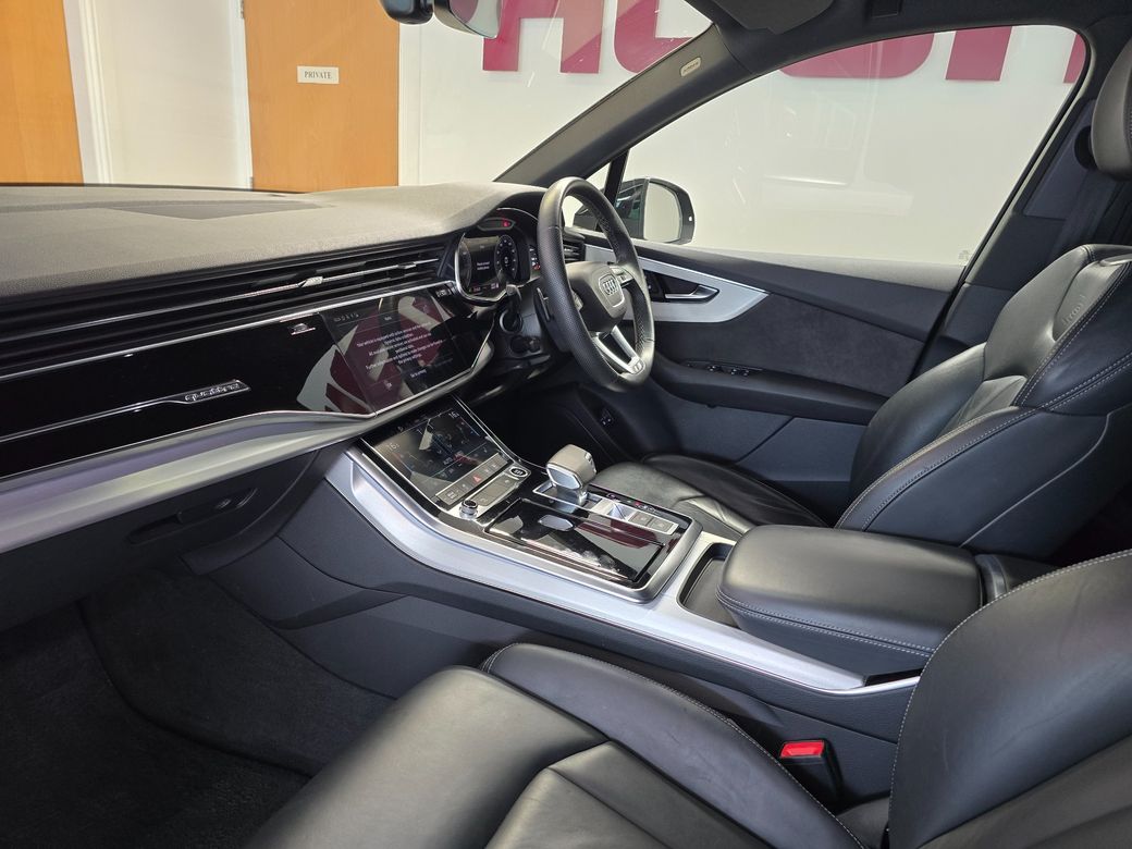 2022 Audi Q7