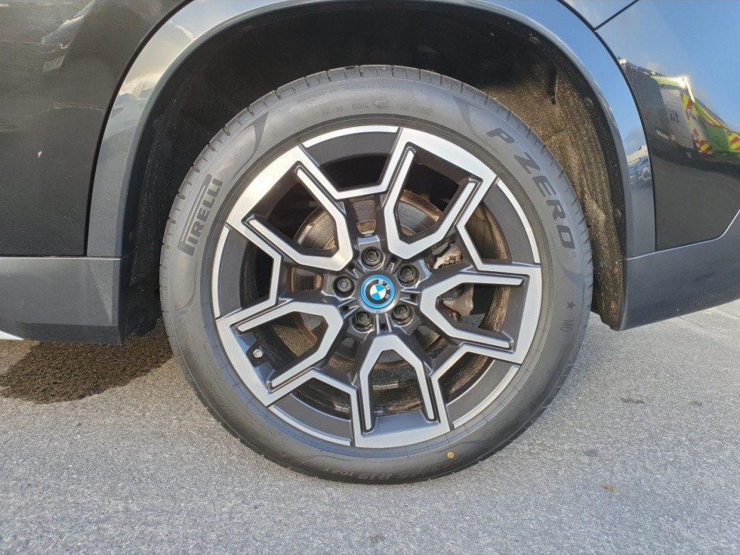 2024 BMW iX1