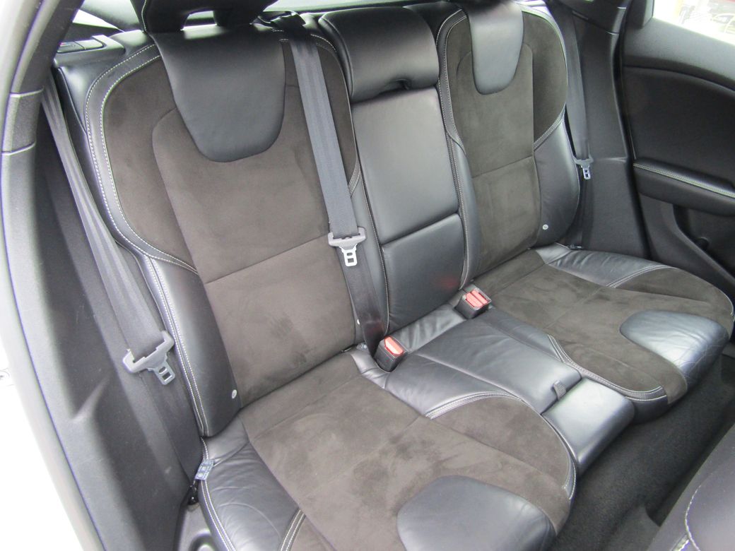 2013 Volvo V40