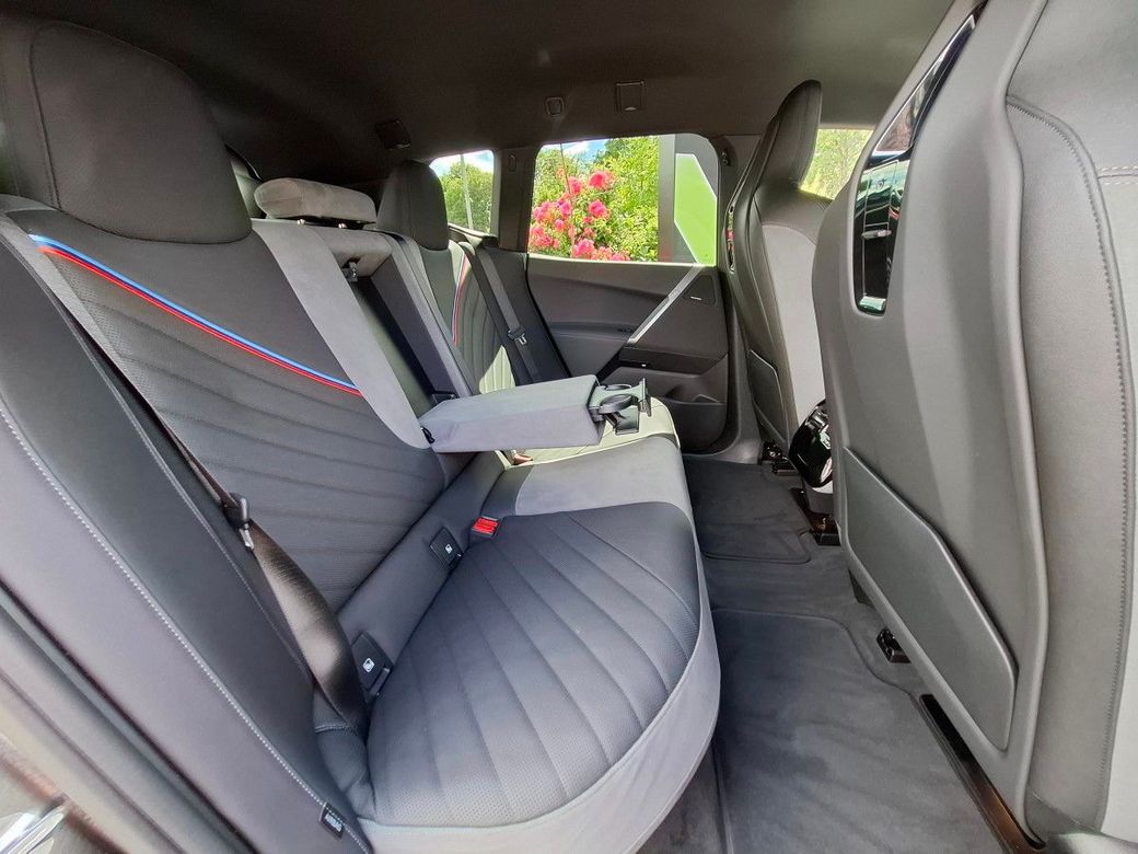2026 BMW iX