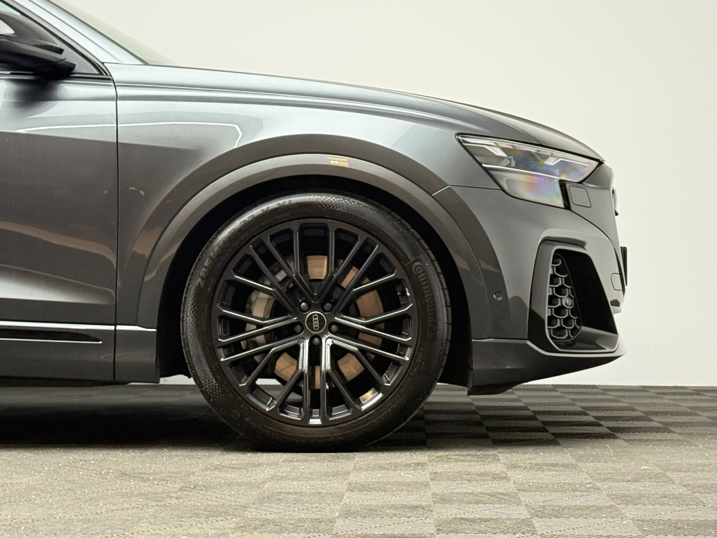 2024 Audi Q8