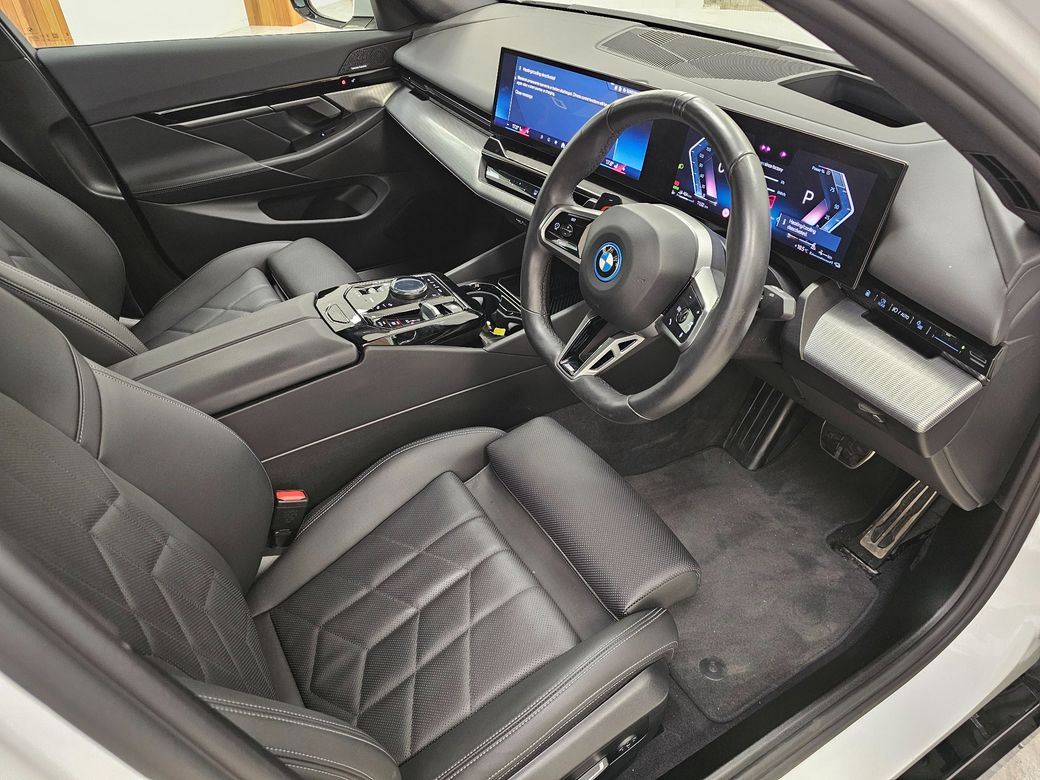 2025 BMW 5 Series