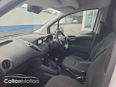 2023 Ford Transit Courier