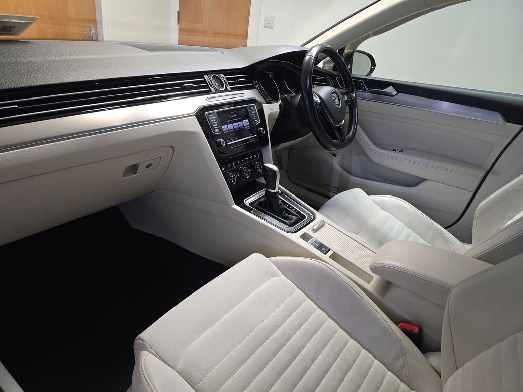 2017 Volkswagen Passat