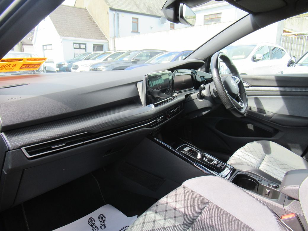2023 Volkswagen Golf