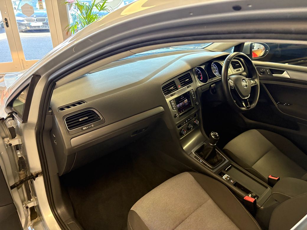 2016 Volkswagen Golf