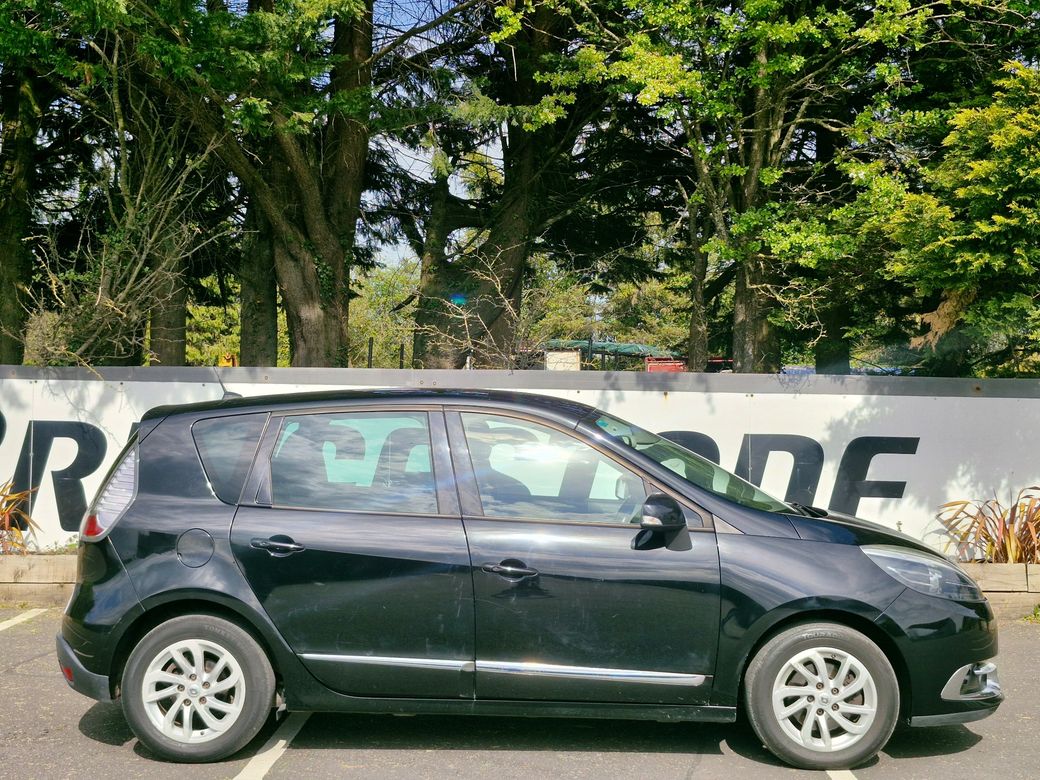 2016 Renault Scenic