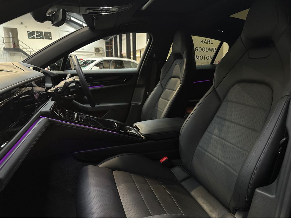 2025 Porsche Panamera